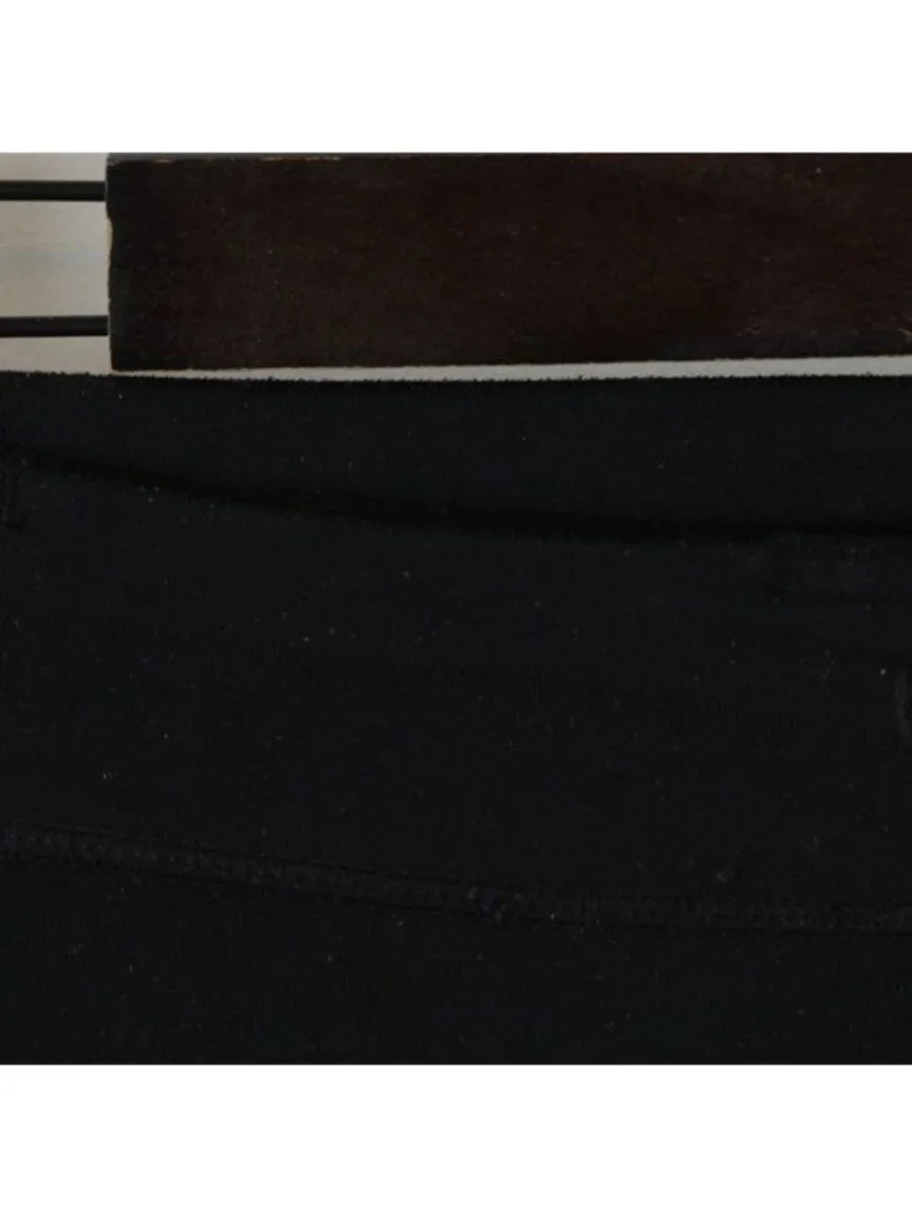 Lululemon Women's Size 6 Black Mid Rise Vented Flare Crop Activewear Leggings